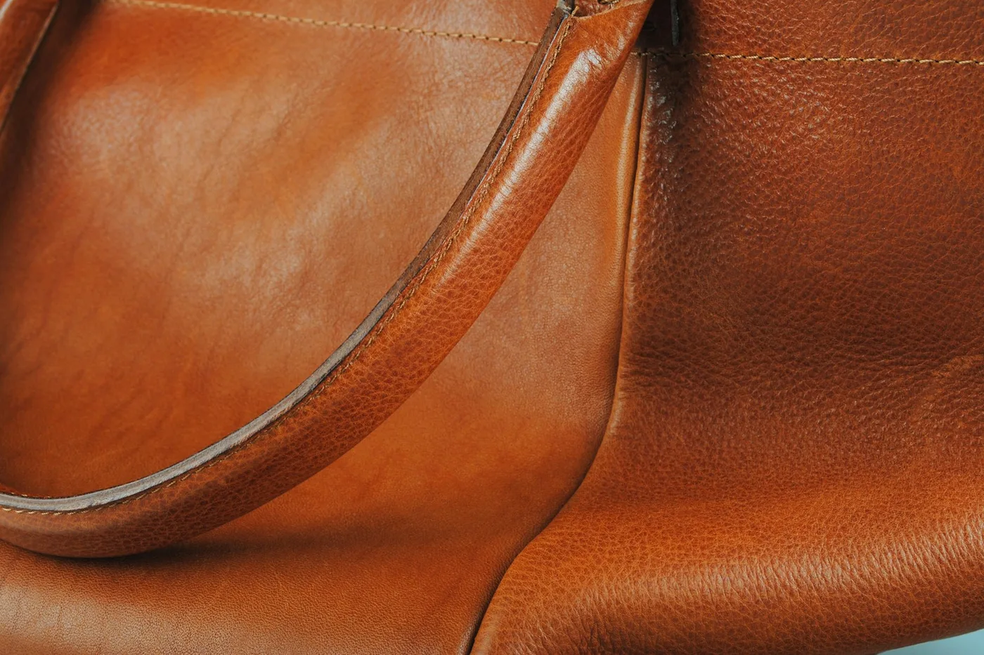 Grained Leather Tote Bag — Series 15
